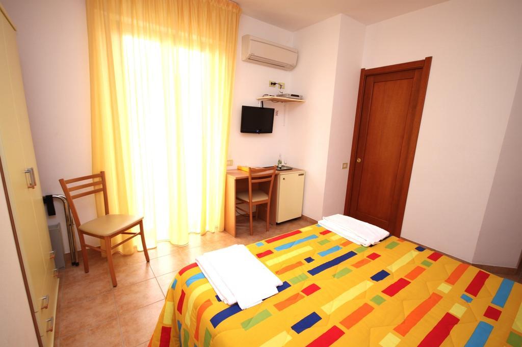 Hotel Alguer Ruang foto