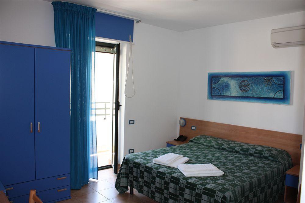 Hotel Alguer Bagian luar foto