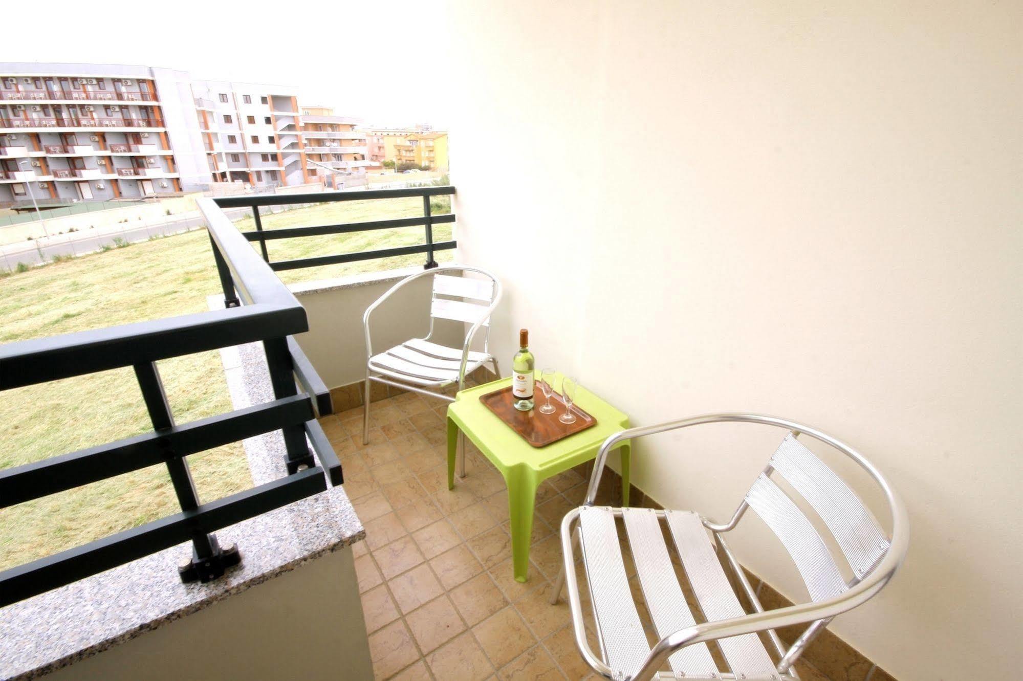 Hotel Alguer Bagian luar foto