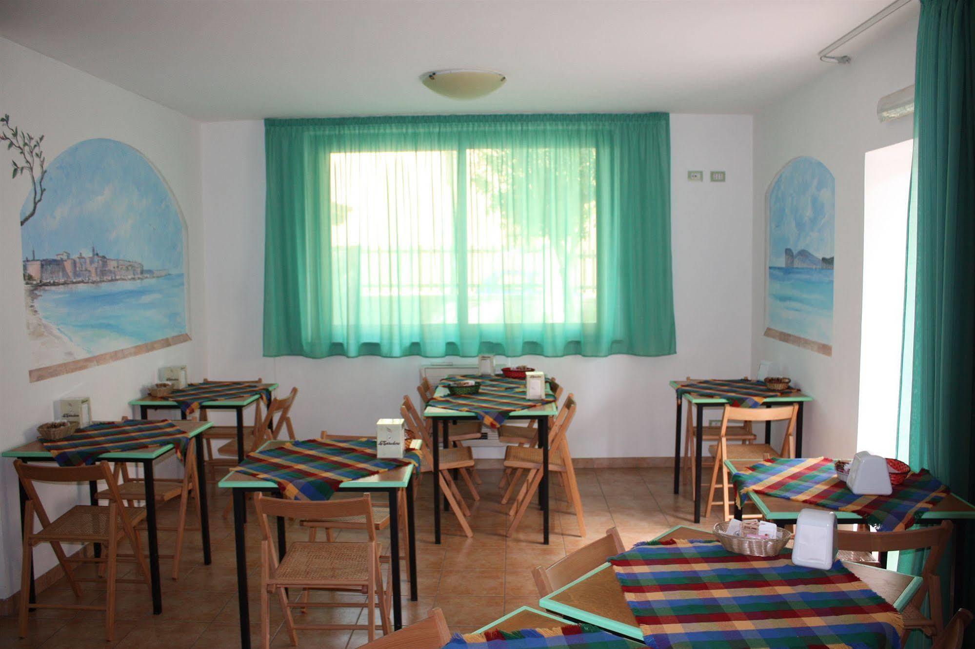 Hotel Alguer Bagian luar foto