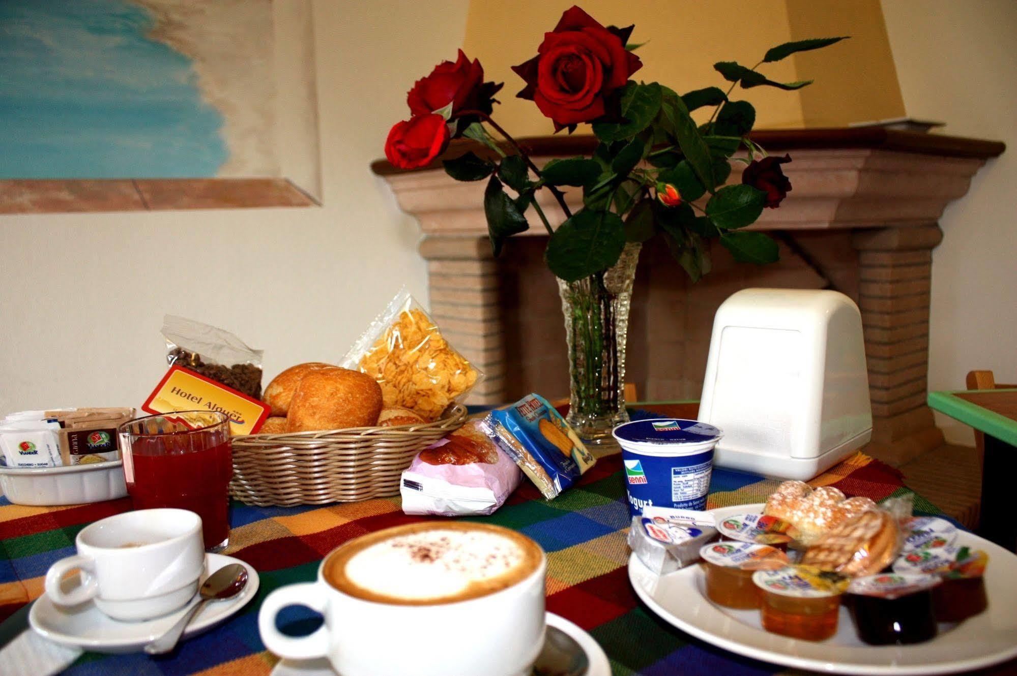 Hotel Alguer Bagian luar foto